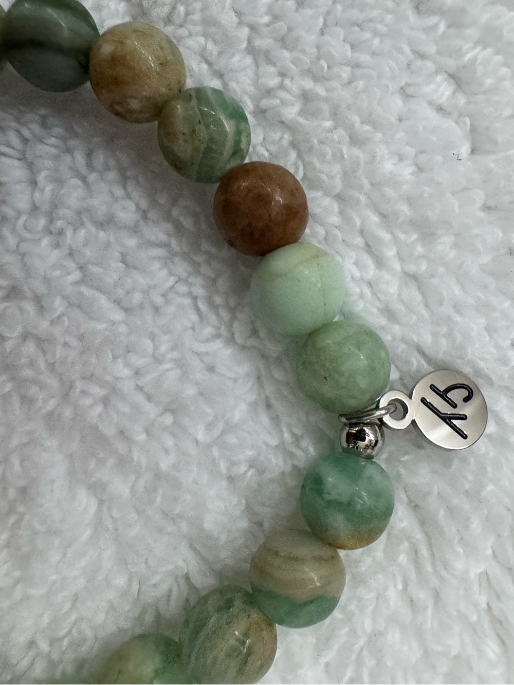 T. Jazelle Green and Brown Beaded Stretch Bracelet with Sunburst Charm - NEW - Picture 6 of 9